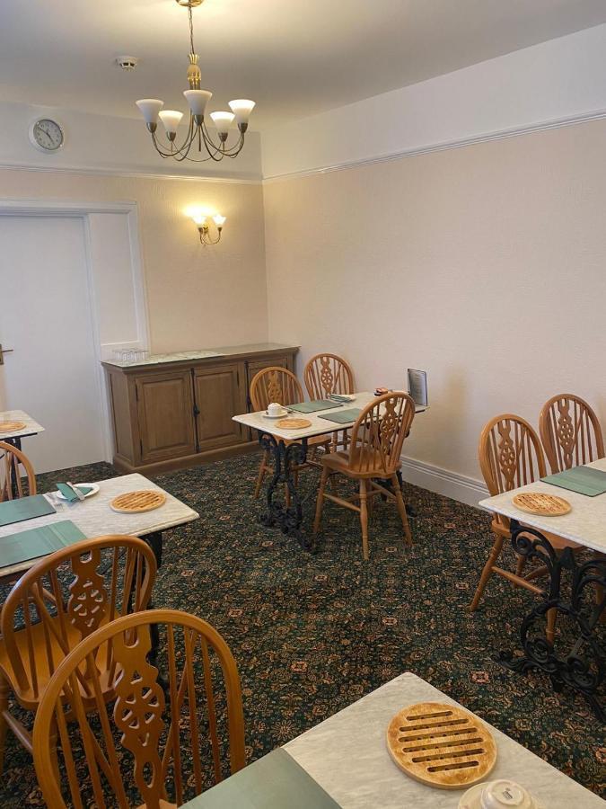 Landguard Lodge Guest House Shipley  外观 照片